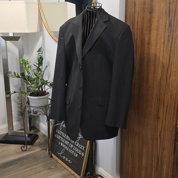 Van Heusen Black Suit Modern Professional